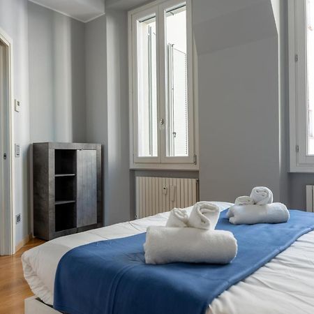 5 Min Duomo Luxury Home In Brera Design District Milano Exterior foto